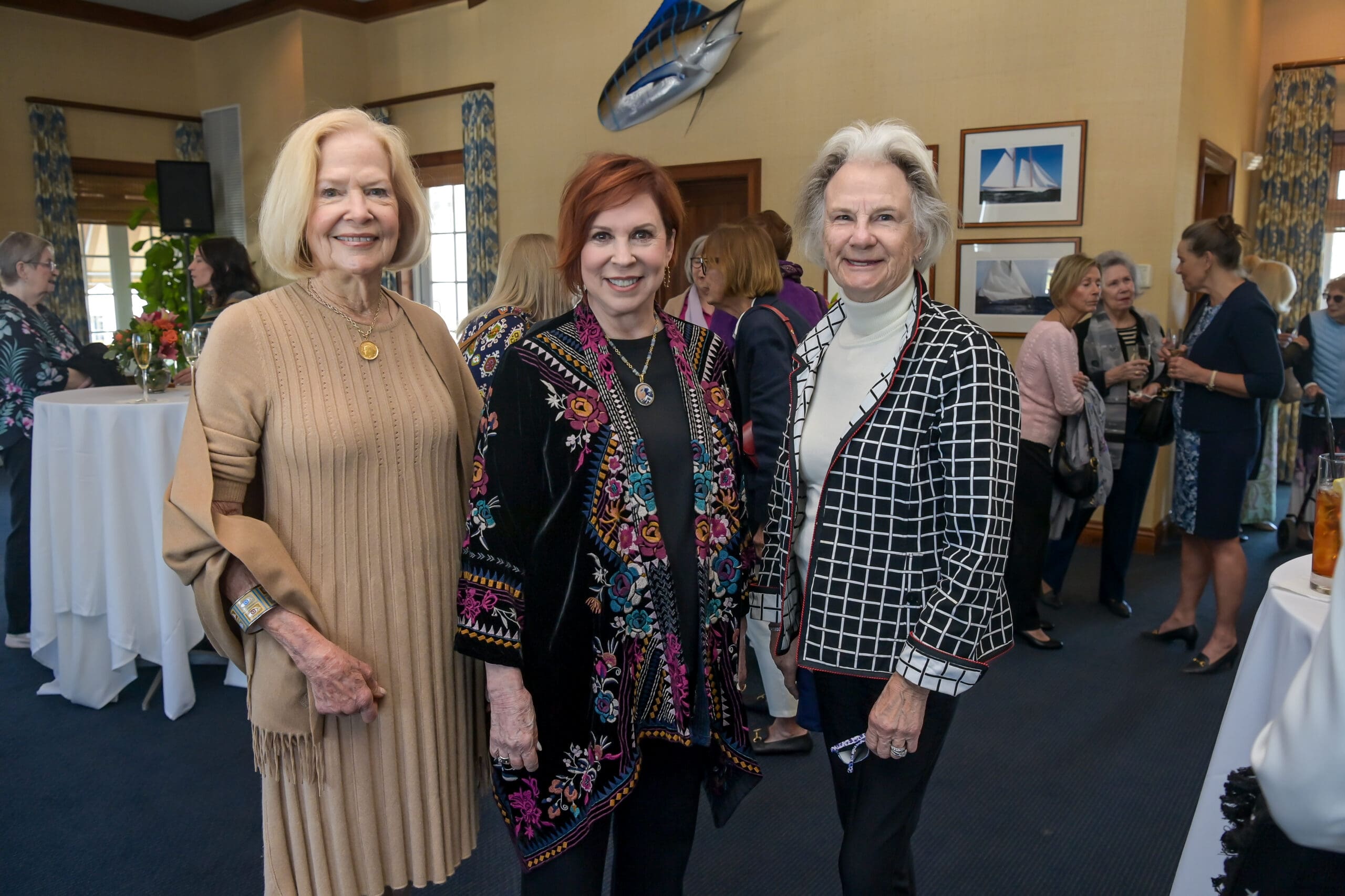 Guests enjoying a photo opportunity with Vicki Lawrence.